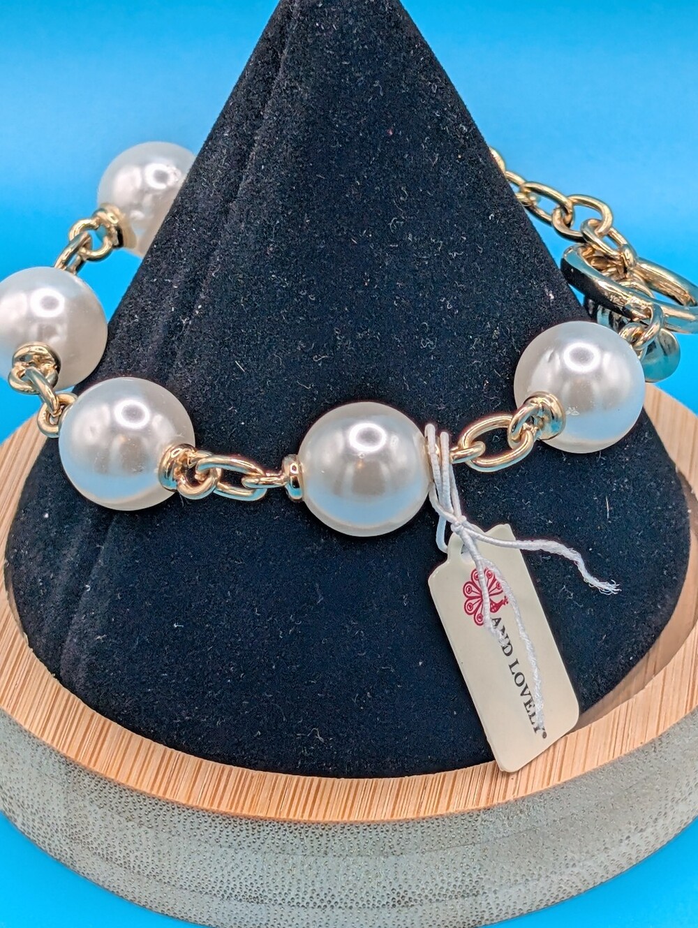 Gold Pearl Toggle Bracelet - White Pearls
